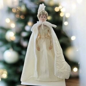 Ashton-Drake Winter Romance Porcelain Bride Doll Blonde Blue Eyes Stand VG